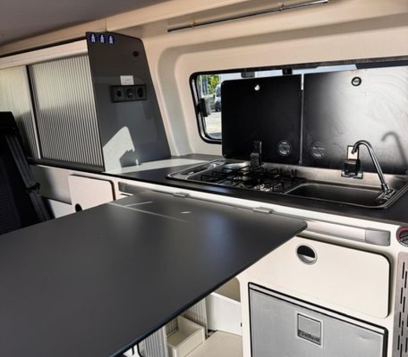 van-compatto-usato-macchina camperizzata-ford-camper land3000-brescia (34)