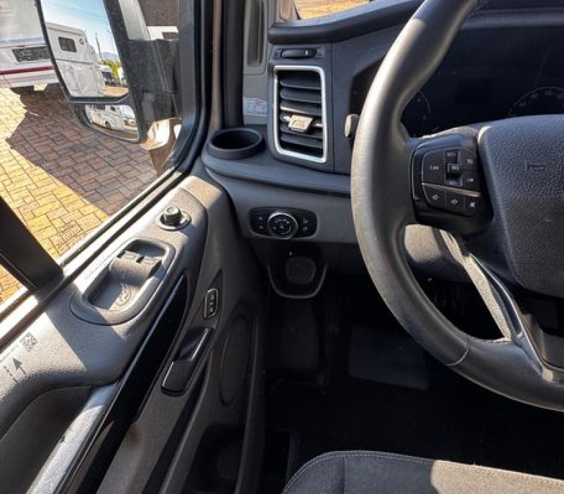 van-compatto-usato-macchina camperizzata-ford-camper land3000-brescia (46)