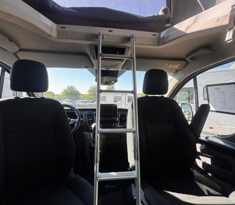 van-compatto-usato-macchina camperizzata-ford-camper land3000-brescia (54)
