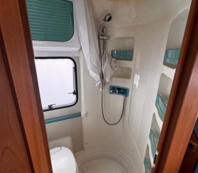 camper-mansardato.usato-mc louis-adatto-famiglia-prima esperienza-brescia- camper land 3000 (38)