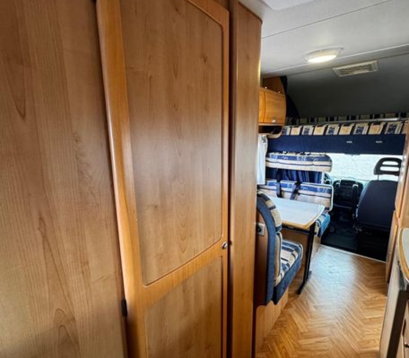 camper-mansardato.usato-mc louis-adatto-famiglia-prima esperienza-brescia- camper land 3000 (40)